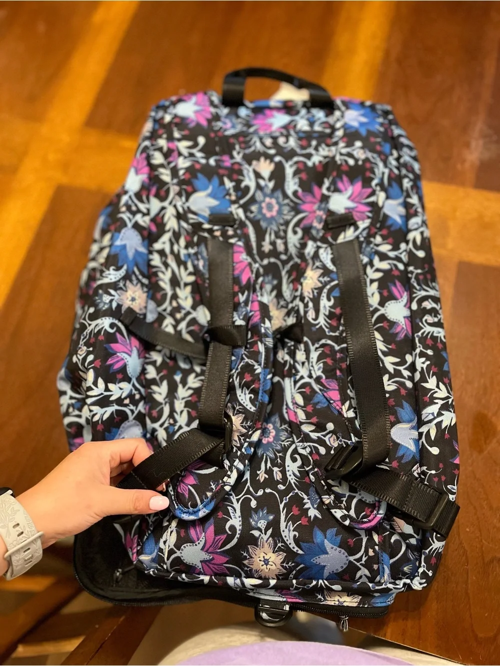Vera Bradley Black Floral Backpack l